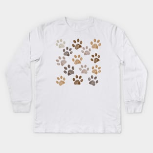 Brown colored paw print background Kids Long Sleeve T-Shirt